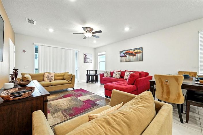 Image No.28-7 Bed Property for sale