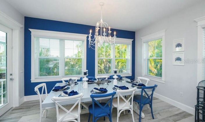 Image No.8-Propriété de 4 chambres à vendre à Holmes Beach