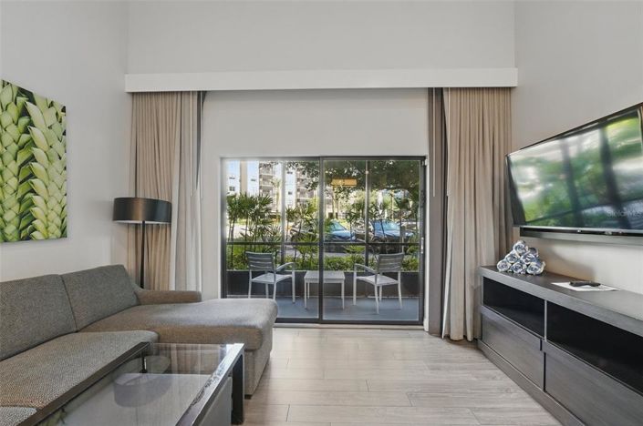 Image No.8-Propriété de 2 chambres à vendre à Winter Garden