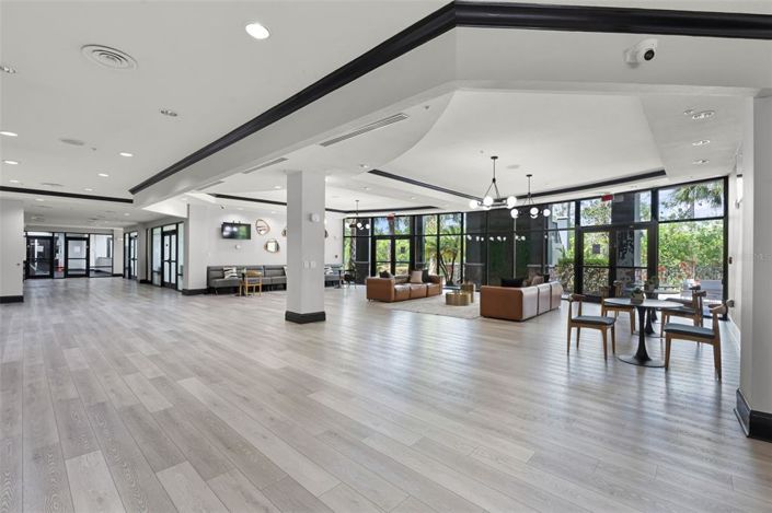 Image No.32-Propriété de 2 chambres à vendre à Winter Garden