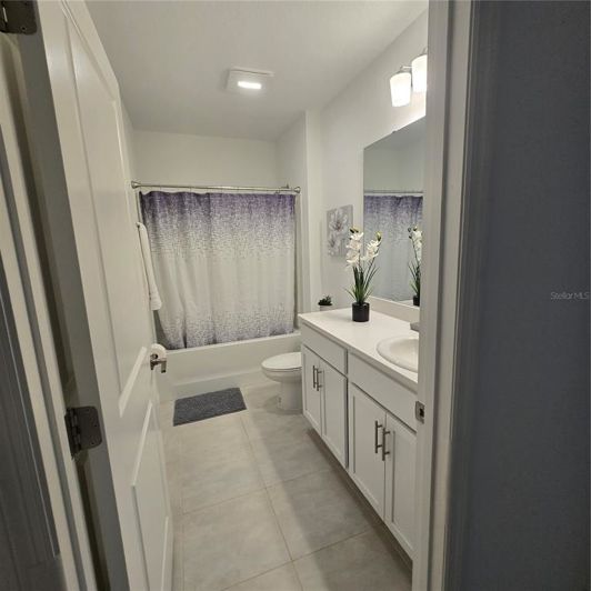 Image No.2-Propriété de 4 chambres à vendre à Kissimmee