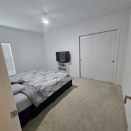 Image No.3-Propriété de 4 chambres à vendre à Kissimmee