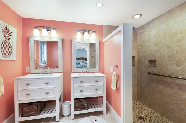 Image No.18-Propriété de 3 chambres à vendre à Holmes Beach