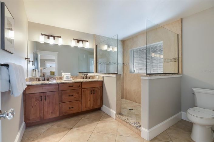 Image No.21-Propriété de 5 chambres à vendre à Anna Maria