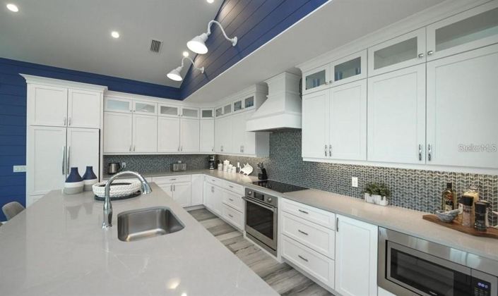 Image No.2-Propriété de 5 chambres à vendre à Anna Maria