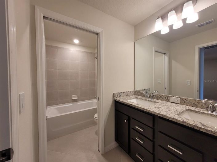 Image No.7-Maison de ville de 5 chambres à vendre à Clermont