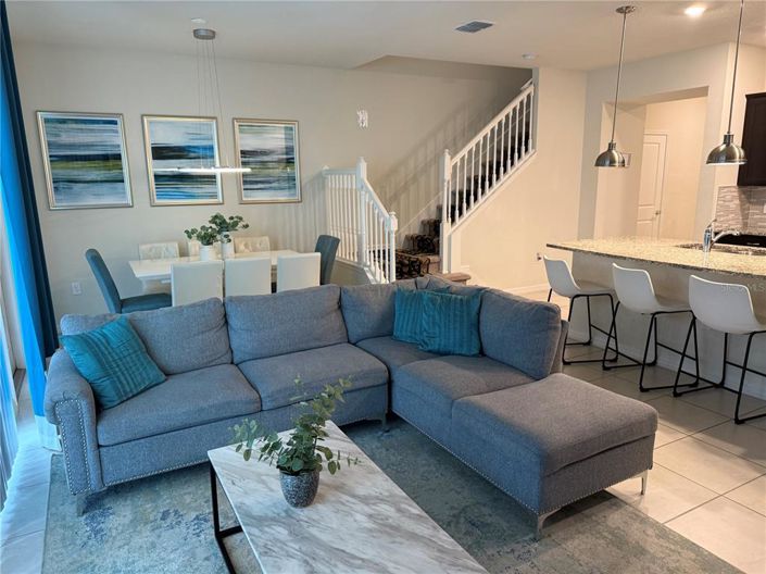 Image No.49-5 Bed Townhouse for sale