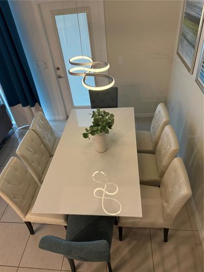 Image No.52-5 Bed Townhouse for sale