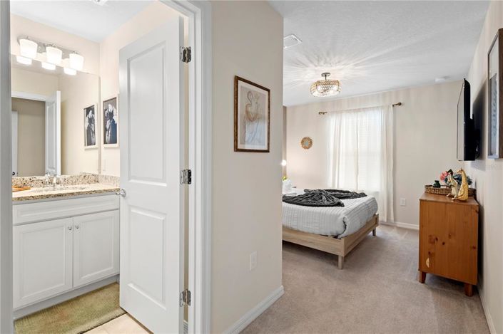 Image No.32-5 Bed Townhouse for sale