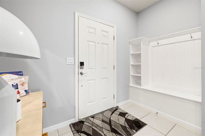 Image No.19-5 Bed Townhouse for sale