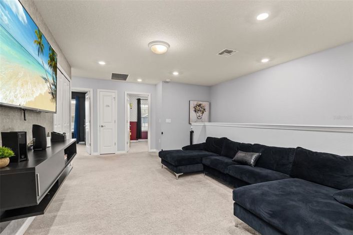 Image No.21-5 Bed Townhouse for sale