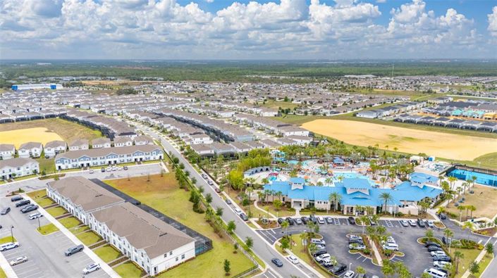 Image No.55-5 Bed Townhouse for sale