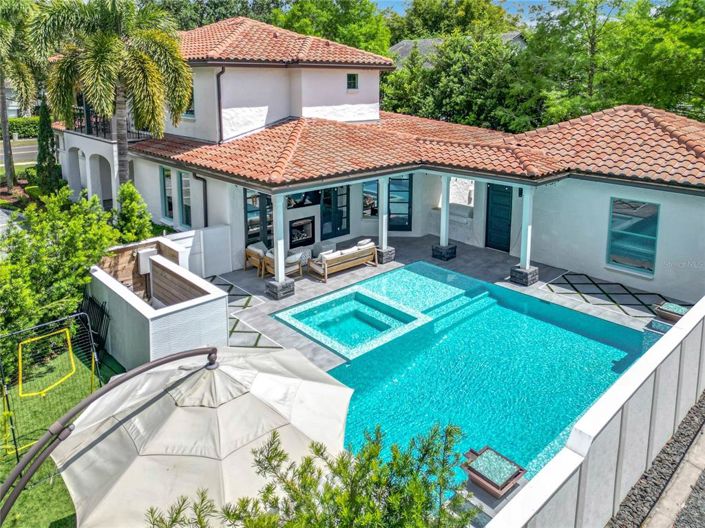 Image No.3-Propriété de 4 chambres à vendre à Winter Park