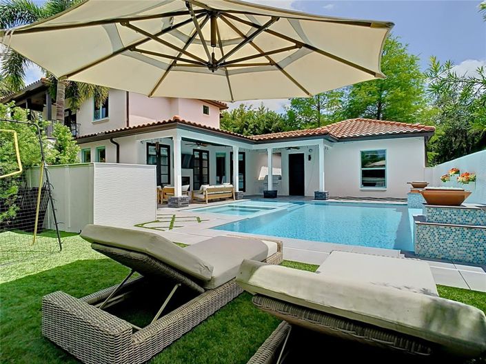 Image No.7-Propriété de 4 chambres à vendre à Winter Park