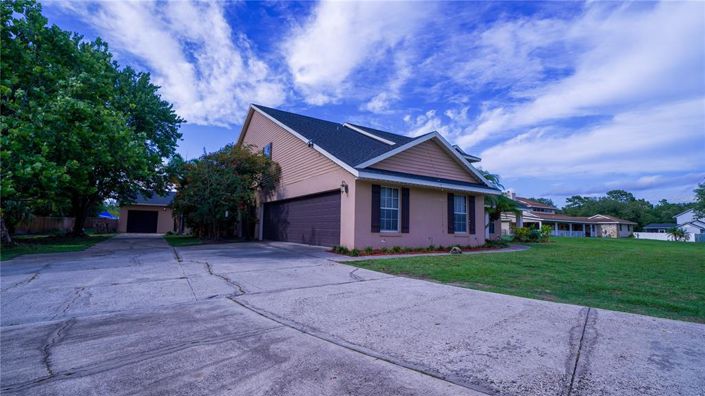 Image No.5-Propriété de 5 chambres à vendre à Kissimmee