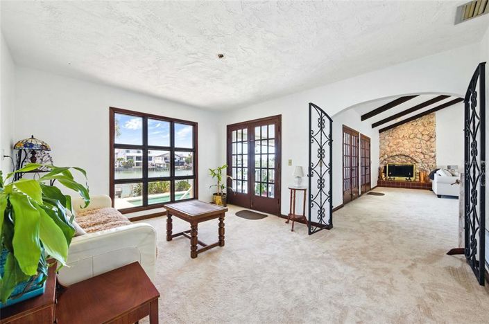 Image No.14-Propriété de 4 chambres à vendre à Treasure Island