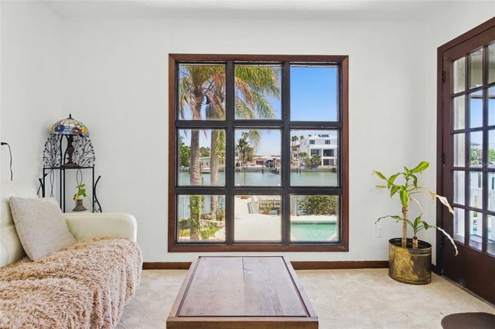 Image No.15-Propriété de 4 chambres à vendre à Treasure Island