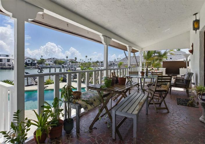 Image No.17-Propriété de 4 chambres à vendre à Treasure Island