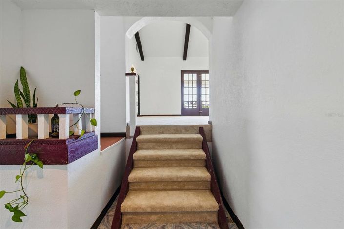 Image No.7-Propriété de 4 chambres à vendre à Treasure Island