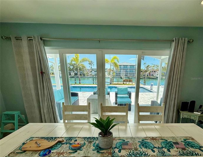 Image No.15-Propriété de 3 chambres à vendre à Treasure Island