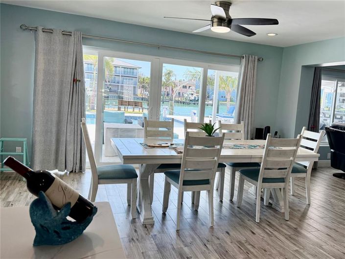 Image No.17-Propriété de 3 chambres à vendre à Treasure Island