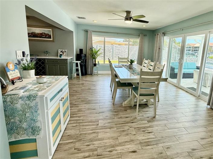 Image No.19-Propriété de 3 chambres à vendre à Treasure Island