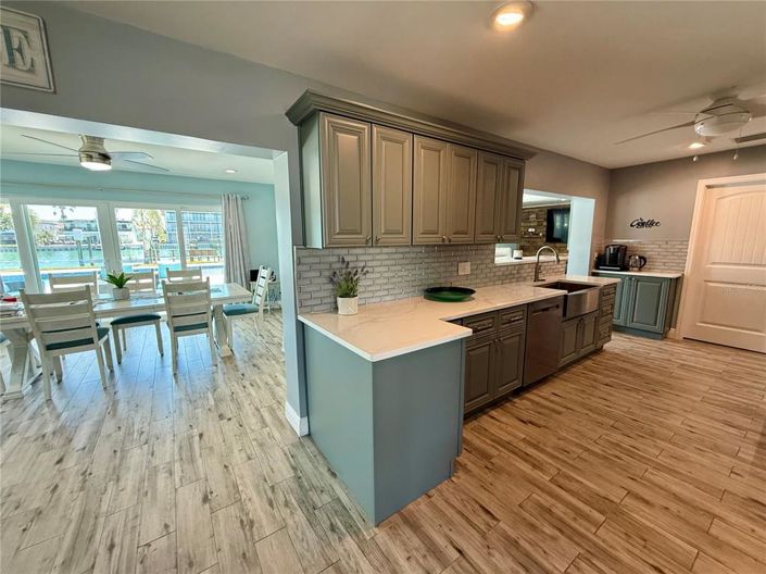 Image No.21-Propriété de 3 chambres à vendre à Treasure Island