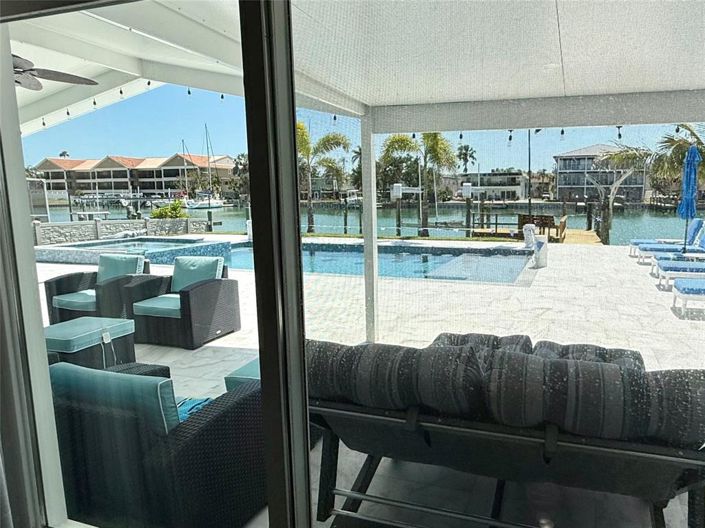 Image No.35-Propriété de 3 chambres à vendre à Treasure Island