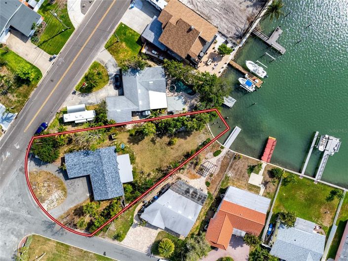 Image No.2-Propriété de 2 chambres à vendre à Treasure Island