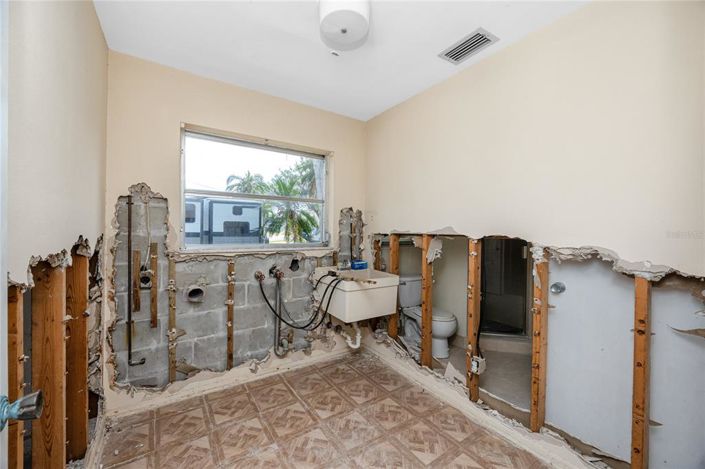 Image No.32-Propriété de 2 chambres à vendre à Treasure Island