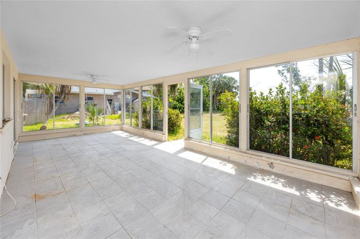 Image No.36-Propriété de 2 chambres à vendre à Treasure Island