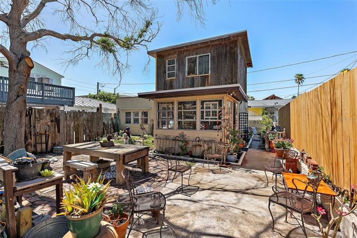 Image No.5-Propriété de 2 chambres à vendre à Treasure Island