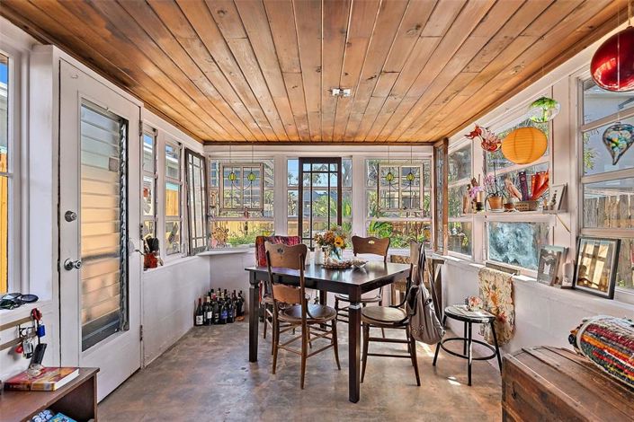 Image No.8-Propriété de 2 chambres à vendre à Treasure Island