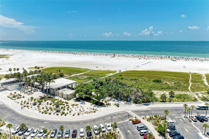 Image No.3-Propriété de 2 chambres à vendre à Sarasota