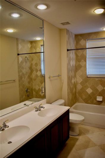 Image No.19-Propriété de 3 chambres à vendre à Orlando