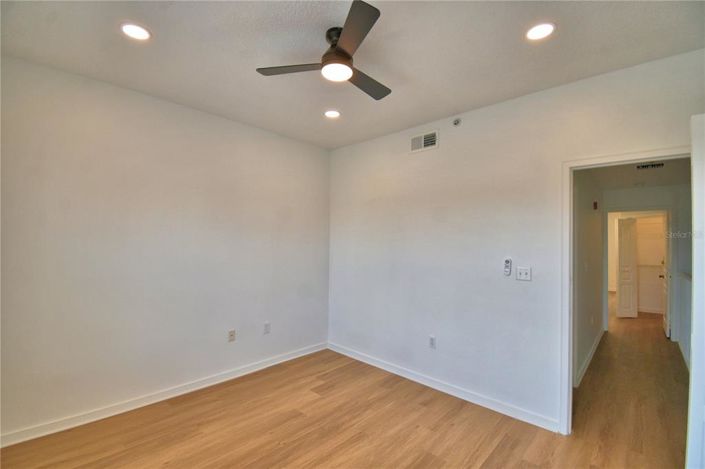 Image No.21-Propriété de 2 chambres à vendre à Kissimmee