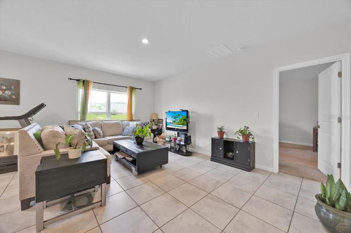 Image No.6-Propriété de 4 chambres à vendre à Haines City