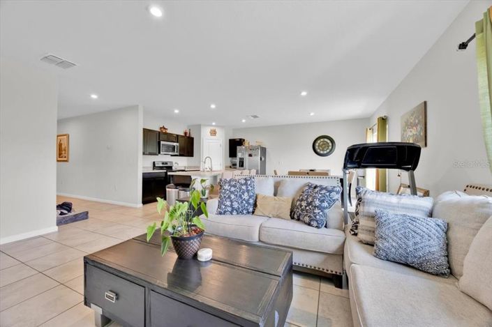 Image No.8-Propriété de 4 chambres à vendre à Haines City