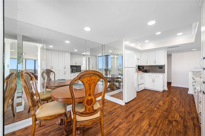 Image No.13-2 Bed Property for sale