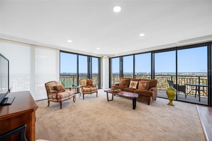 Image No.22-2 Bed Property for sale