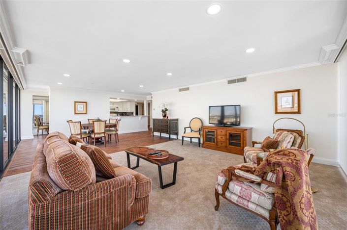 Image No.26-2 Bed Property for sale