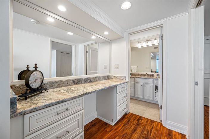 Image No.35-2 Bed Property for sale