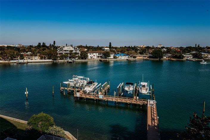 Image No.45-3 Bed Property for sale