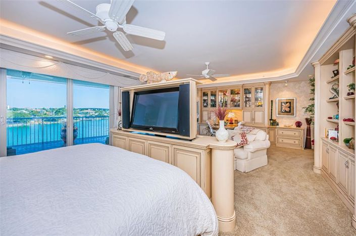 Image No.58-3 Bed Property for sale