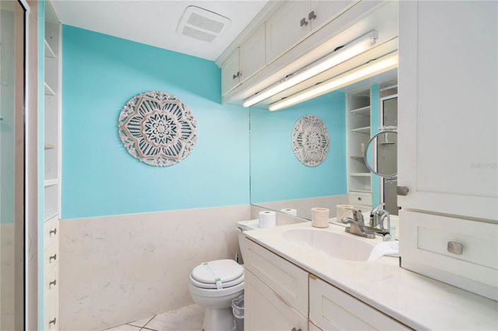 Image No.18-1 Bed Property for sale