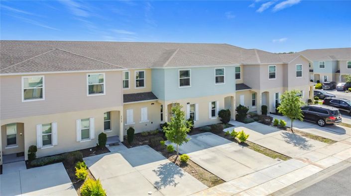 Image No.2-3 Bed Townhouse for sale