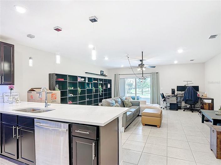 Image No.9-3 Bed Townhouse for sale