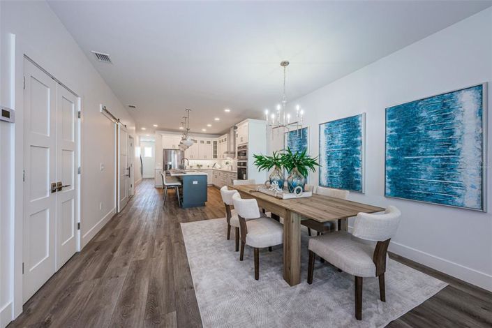 Image No.11-Maison de ville de 4 chambres à vendre à Treasure Island