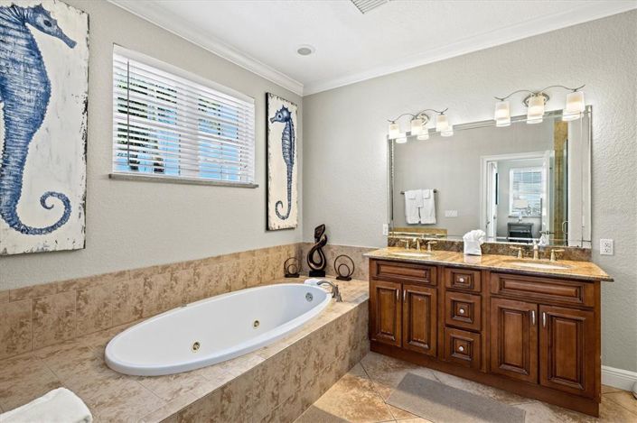 Image No.21-Propriété de 4 chambres à vendre à Holmes Beach