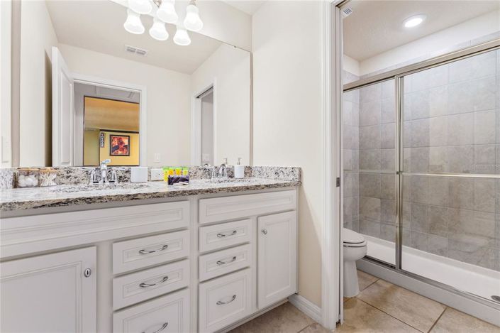 Image No.43-8 Bed Property for sale